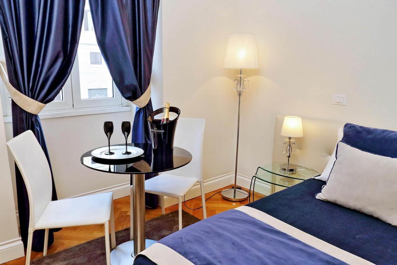 Amm Luxury Rooms Roma Exterior foto